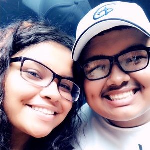 Meet your Posher, Adrian